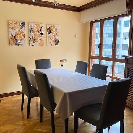 Centrico Apartamento De 2 Habitaciones By Bebalmy Οβιέδο Εξωτερικό φωτογραφία